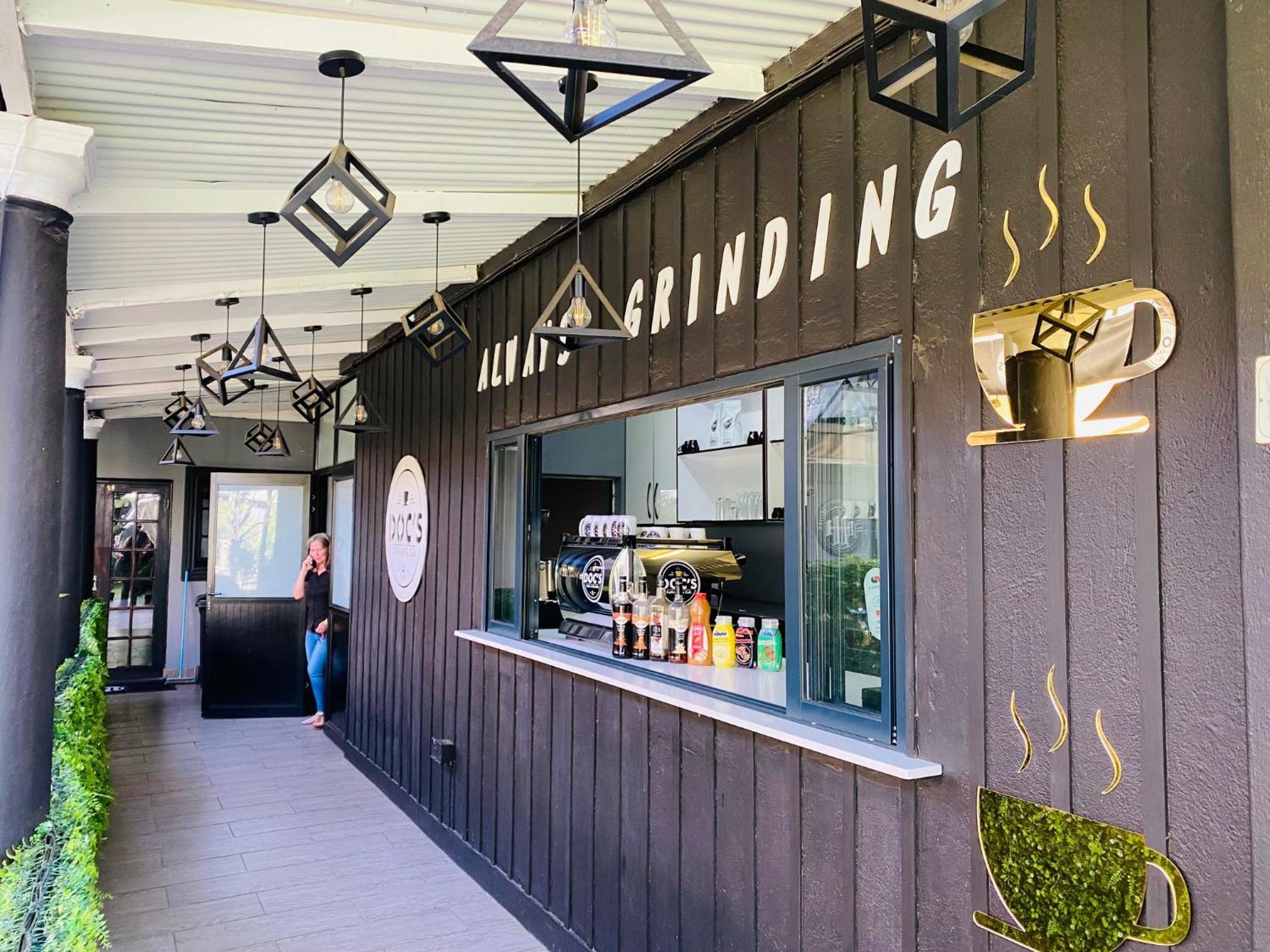 Halfway House Hotel Kimberley Esterno foto