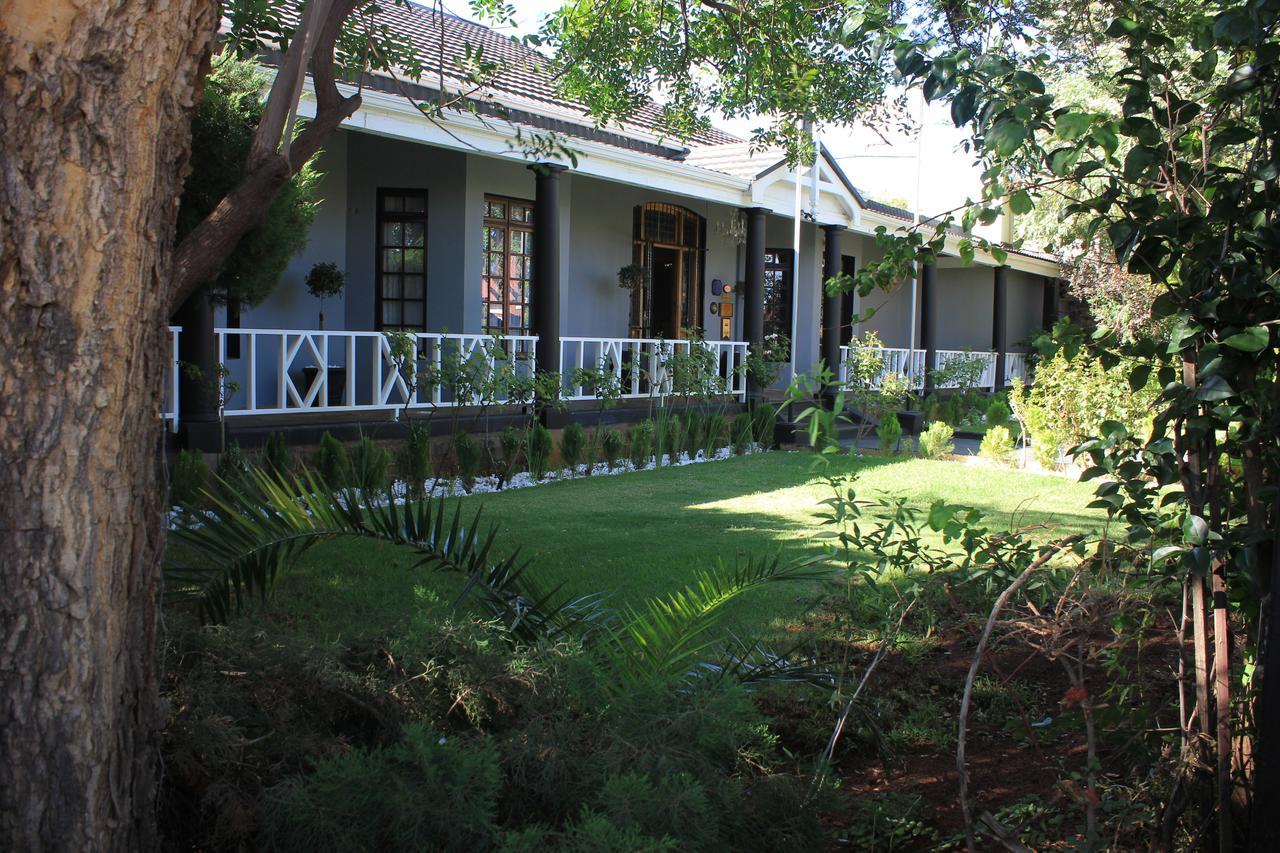 Halfway House Hotel Kimberley Esterno foto