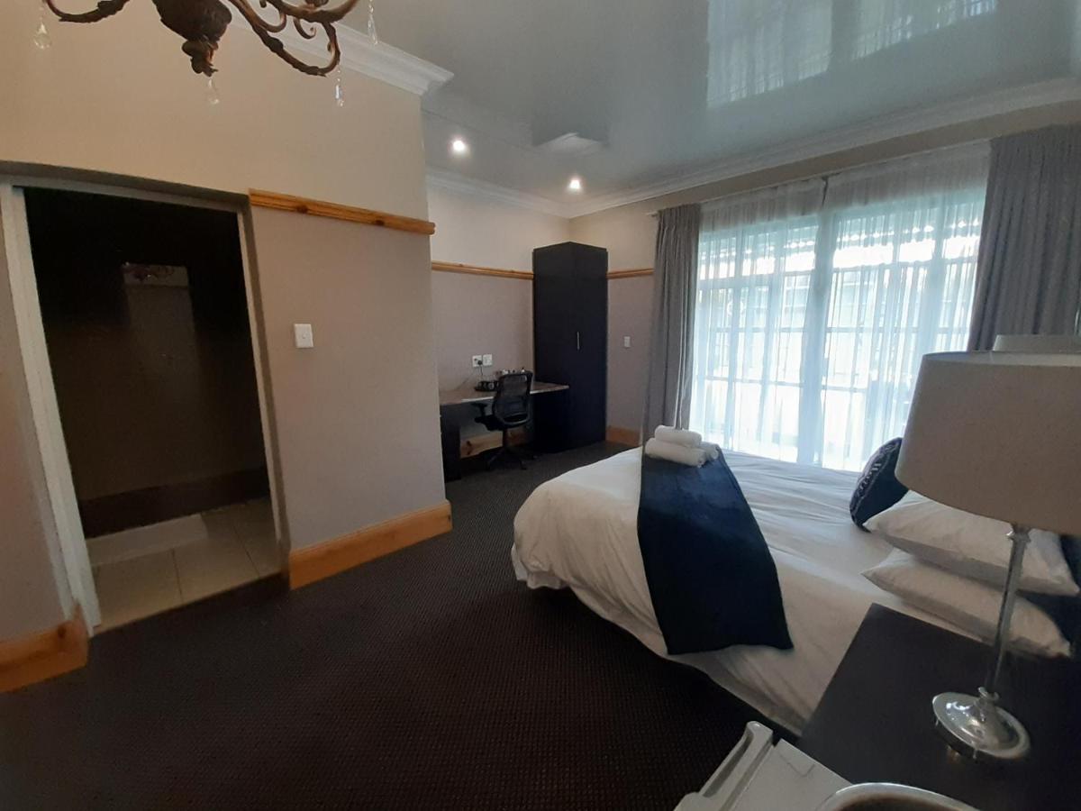 Halfway House Hotel Kimberley Esterno foto